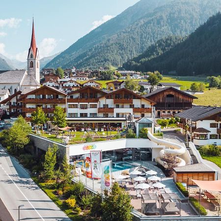 Familienhotel Huber Valles Exteriér fotografie
