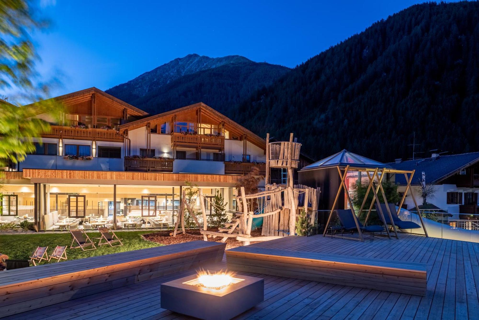 Familienhotel Huber Valles Exteriér fotografie